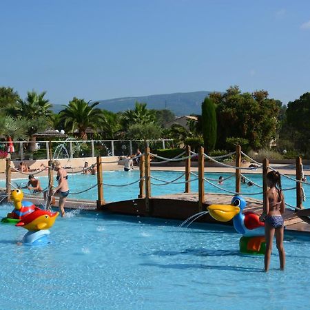 Luxe Chalet Voor 5 Personen Op Camping Lei Suves - Joycasa Hotel Roquebrune-sur Argens Kültér fotó